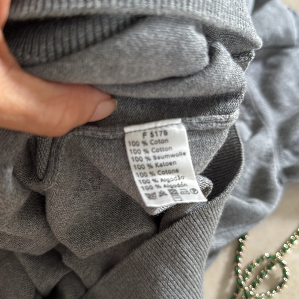 Lacoste Gray V-Neck Sweater Classic Knit - Picture 5 of 5